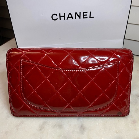 Chanel Patent leather Wallet - Picture 2 of 10
